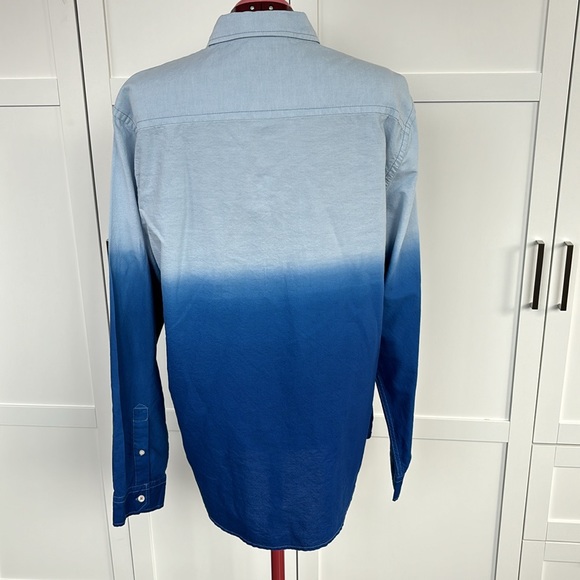 Aeropostale Blue Dip Dye Button Up - Picture 2 of 8